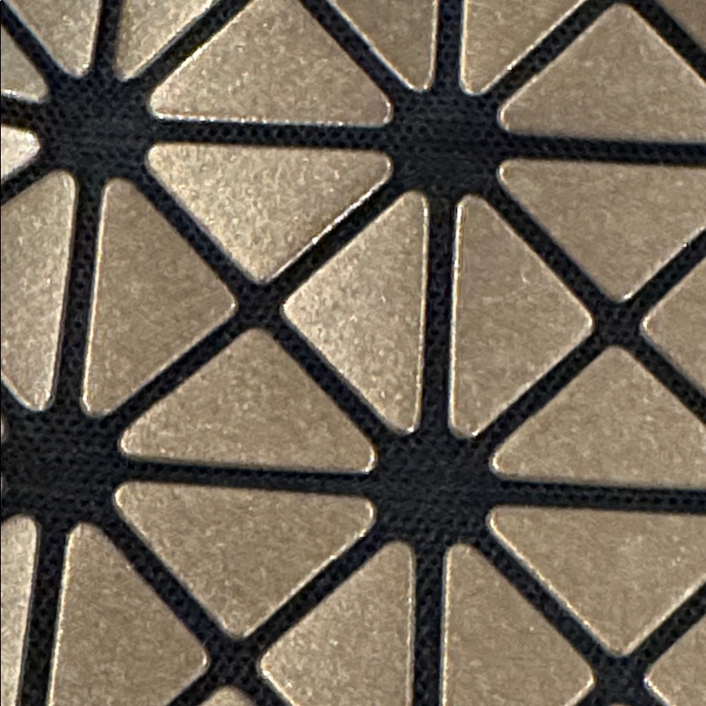 Chic Black and Gold Geometric Shoulder Bag - Picture 3 of 6